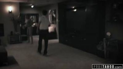 Космический оргазм. Русская домашняя подборка глотает сперму в анальном отверстии